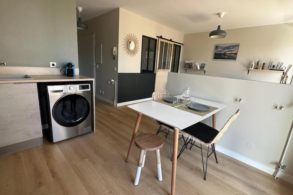 Destination Leman Apartment โทนง-เลส์-แบงส์ ภายนอก รูปภาพ